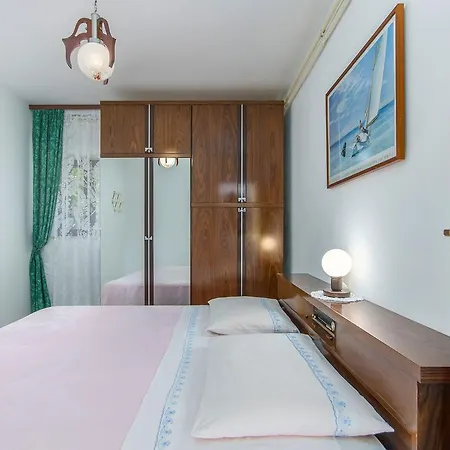 Oriana Apartment *